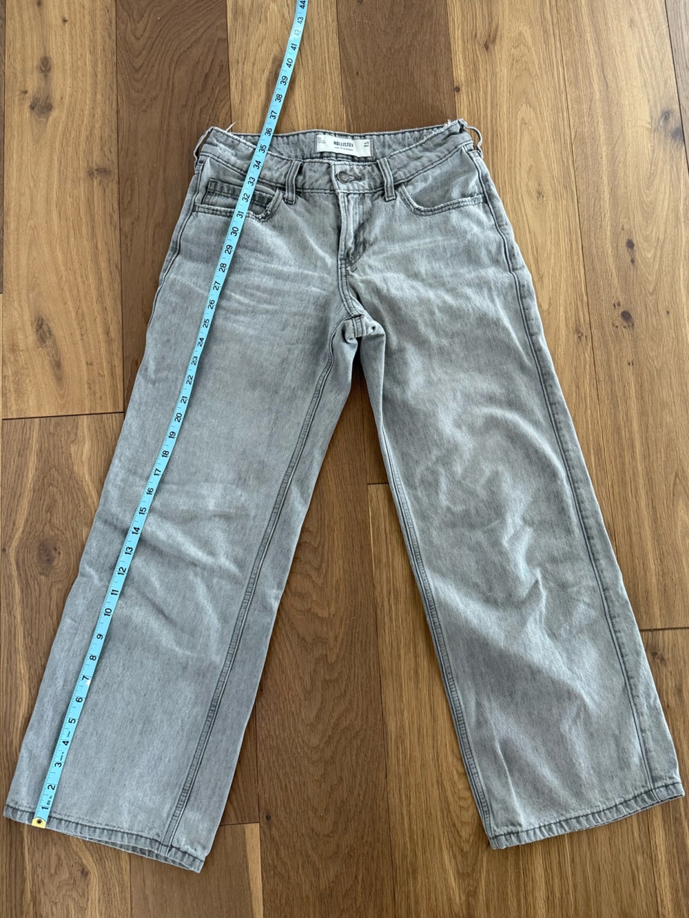 Hollister Light Grey Wide-Leg Jeans - Picture 6 of 6
